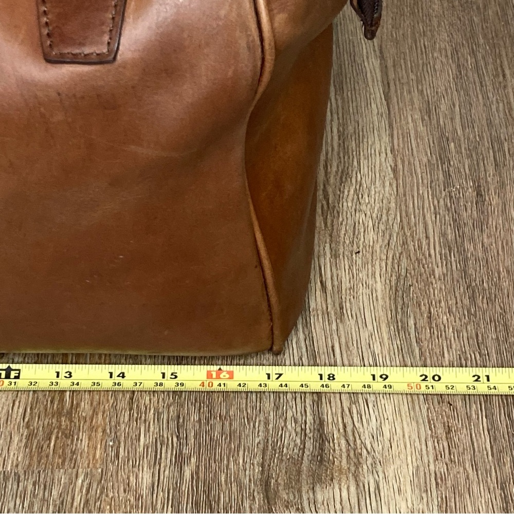 Duluth Trading Leather AWOL Weekender Duffel Bag-Brown-Buckle/Zip-Quiet Luxury - Picture 14 of 16